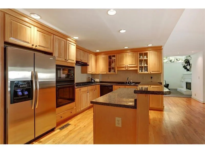 6270 River Overlook Drive Nw, Atlanta, Georgia 30328, 5 Bedrooms Bedrooms, ,4 BathroomsBathrooms,Residential,Sold,6270 River Overlook Drive Nw,5716438