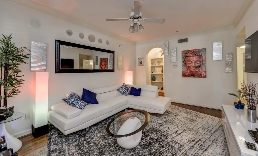 3777 Peachtree Road Ne Unit 727, Atlanta, Georgia 30319, 1 Bedroom Bedrooms, ,1 BathroomBathrooms,Residential,Sold,3777 Peachtree Road Ne Unit 727,5767243