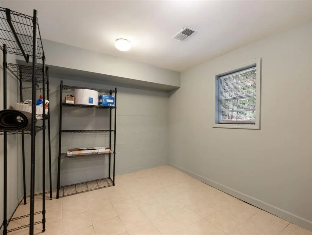 619 Channing Drive Nw, Atlanta, Georgia 30318, 4 Bedrooms Bedrooms, ,4 BathroomsBathrooms,Residential,For Sale,619 Channing Drive Nw,7669982