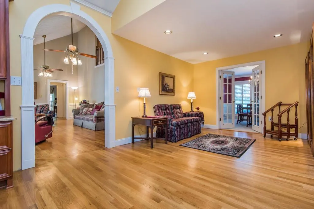 7510 Winters Chapel Road, Sandy Springs, Georgia 30350, 4 Bedrooms Bedrooms, ,3 BathroomsBathrooms,Residential,Sold,7510 Winters Chapel Road,6529559