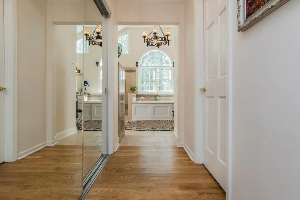 7510 Winters Chapel Road, Sandy Springs, Georgia 30350, 4 Bedrooms Bedrooms, ,3 BathroomsBathrooms,Residential,Sold,7510 Winters Chapel Road,6529559