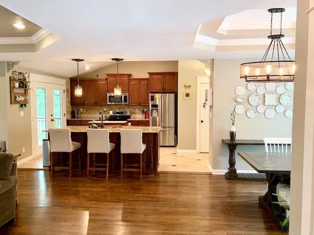 6825 Sunny Brook Lane, Atlanta, Georgia 30328, 3 Bedrooms Bedrooms, ,2 BathroomsBathrooms,Residential,Sold,6825 Sunny Brook Lane,6741924