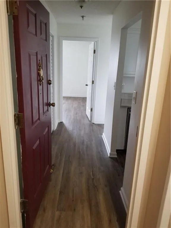 300 Johnson Ferry Road Ne Unit B708, Sandy Springs, Georgia 30328, 1 Bedroom Bedrooms, ,1 BathroomBathrooms,Residential,Sold,300 Johnson Ferry Road Ne Unit B708,6825877