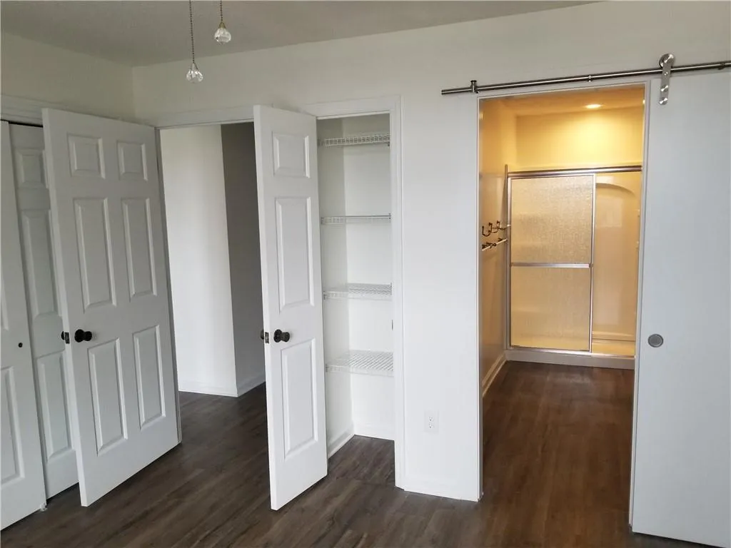 300 Johnson Ferry Road Ne Unit B708, Sandy Springs, Georgia 30328, 1 Bedroom Bedrooms, ,1 BathroomBathrooms,Residential,Sold,300 Johnson Ferry Road Ne Unit B708,6825877