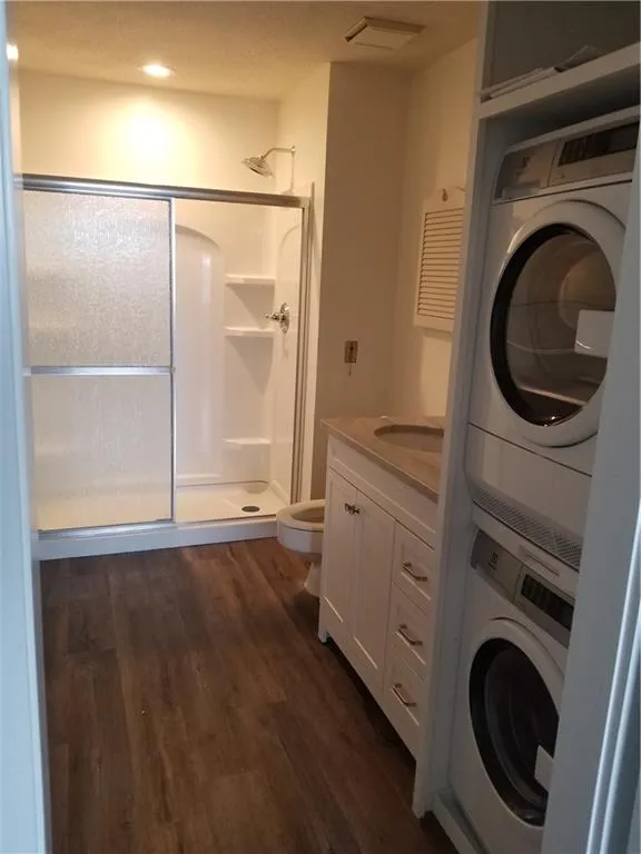 300 Johnson Ferry Road Ne Unit B708, Sandy Springs, Georgia 30328, 1 Bedroom Bedrooms, ,1 BathroomBathrooms,Residential,Sold,300 Johnson Ferry Road Ne Unit B708,6825877