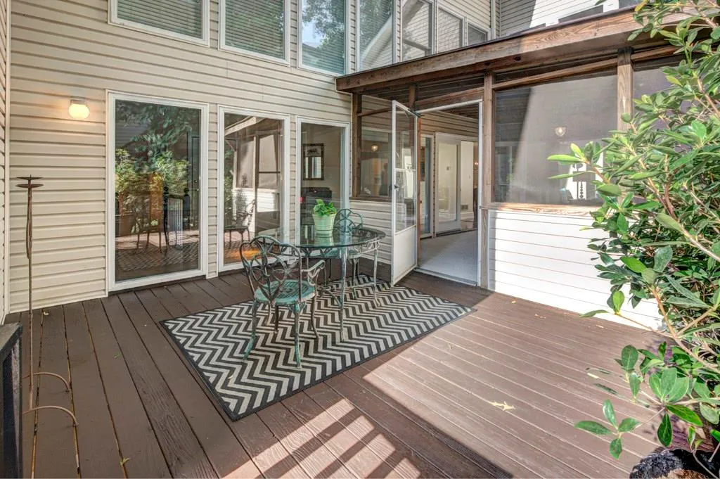 450 Lafayette Avenue, Sandy Springs, Georgia 30327, 3 Bedrooms Bedrooms, ,3 BathroomsBathrooms,Residential,Sold,450 Lafayette Avenue,5717387