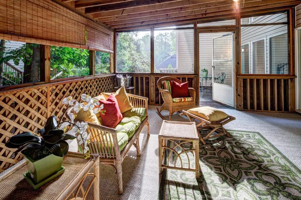 450 Lafayette Avenue, Sandy Springs, Georgia 30327, 3 Bedrooms Bedrooms, ,3 BathroomsBathrooms,Residential,Sold,450 Lafayette Avenue,5717387