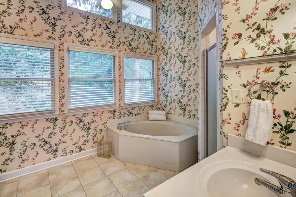 450 Lafayette Avenue, Sandy Springs, Georgia 30327, 3 Bedrooms Bedrooms, ,3 BathroomsBathrooms,Residential,Sold,450 Lafayette Avenue,5717387