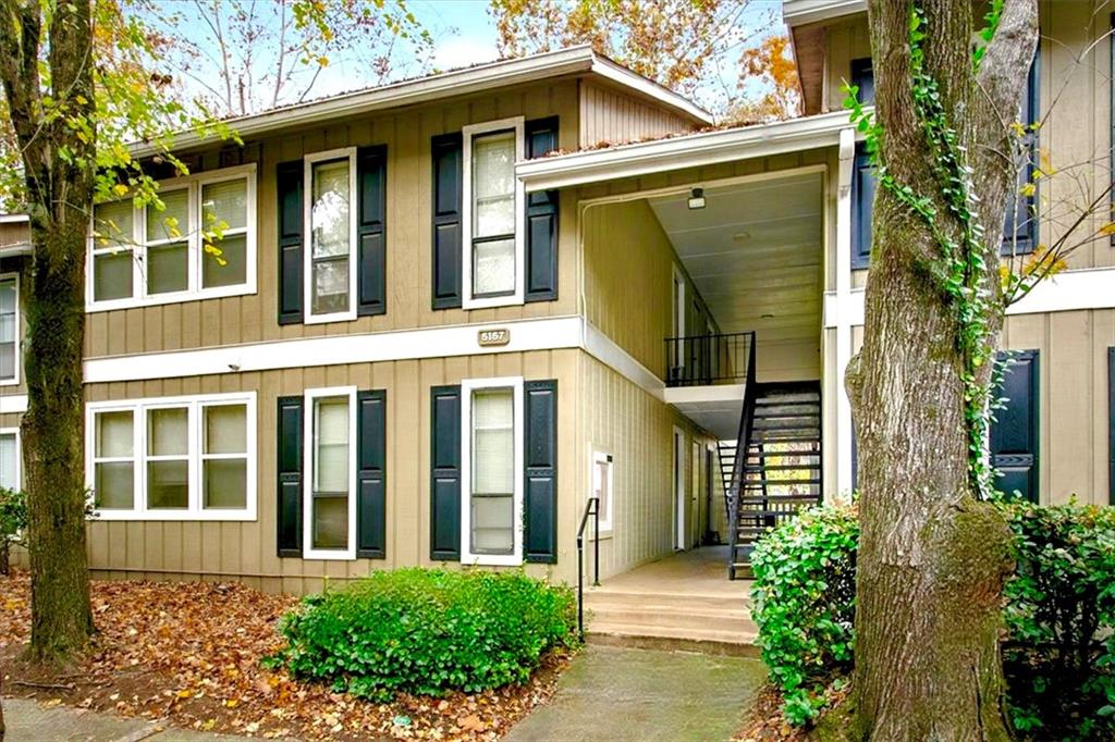 5157 Roswell Road Unit 4, Sandy Springs, Georgia 30342, 1 Bedroom Bedrooms, ,1 BathroomBathrooms,Residential,Sold,5157 Roswell Road Unit 4,7304435