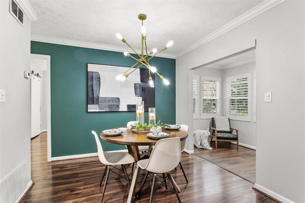 5157 Roswell Road Unit 4, Sandy Springs, Georgia 30342, 1 Bedroom Bedrooms, ,1 BathroomBathrooms,Residential,Sold,5157 Roswell Road Unit 4,7304435