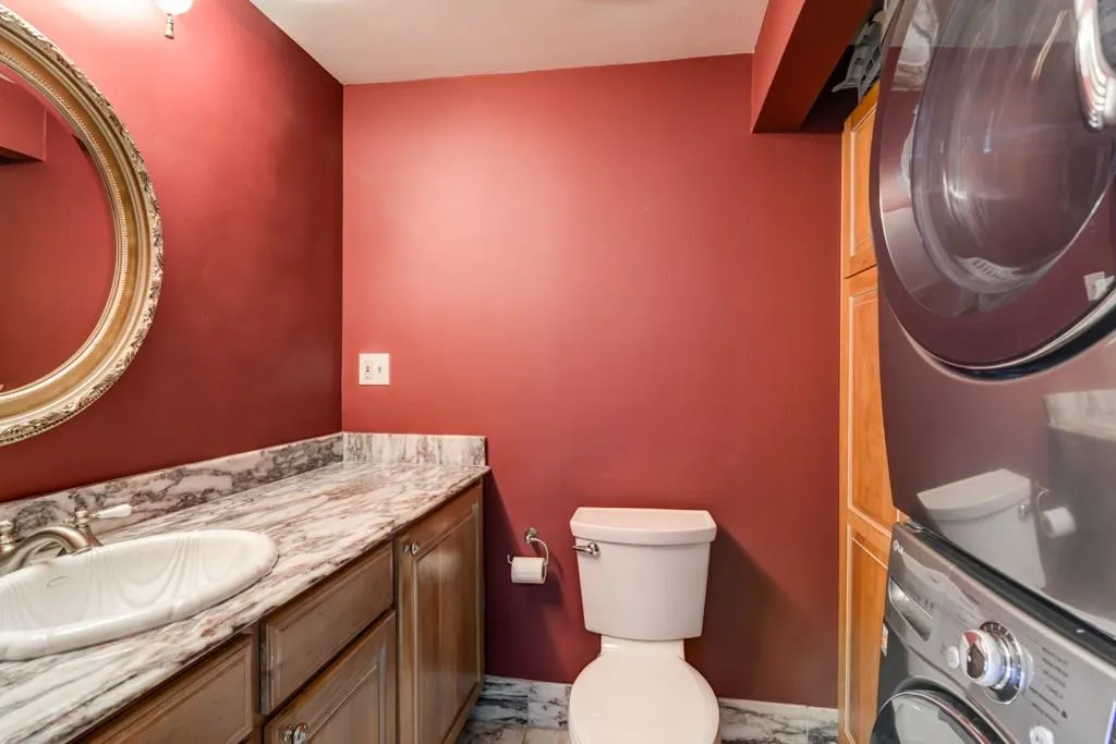 1130 Piedmont Avenue Ne Unit 802, Atlanta, Georgia 30309, 2 Bedrooms Bedrooms, ,2 BathroomsBathrooms,Residential,Sold,1130 Piedmont Avenue Ne Unit 802,5917455