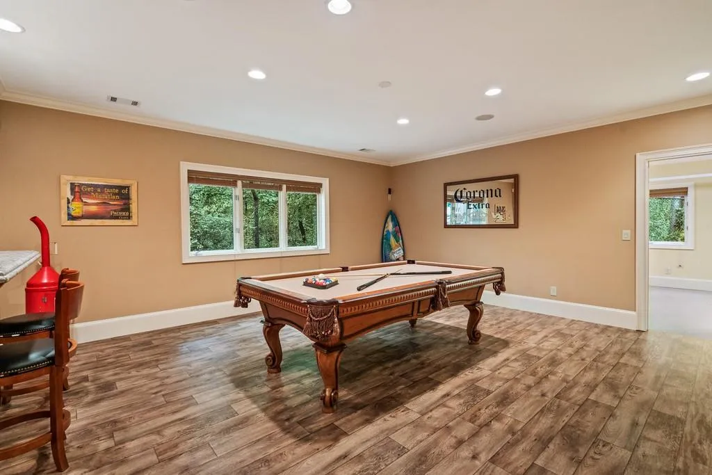 6196 Ferry Drive, Sandy Springs, Georgia 30328, 6 Bedrooms Bedrooms, ,3 BathroomsBathrooms,Residential,Sold,6196 Ferry Drive,6719615