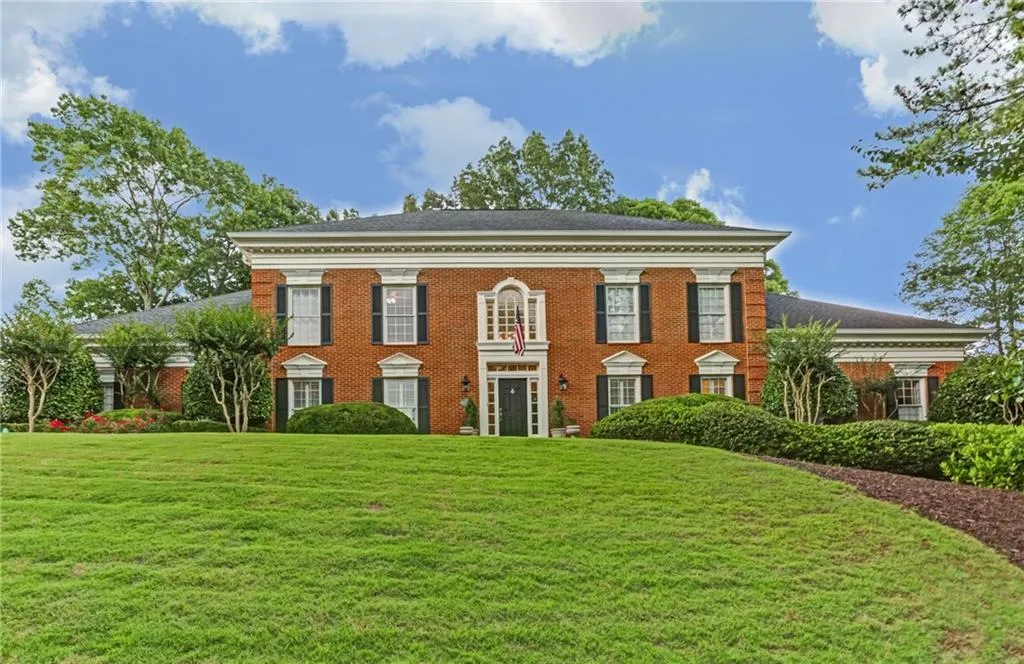 5505 Errol Place, Sandy Springs, Georgia 30327, 5 Bedrooms Bedrooms, ,5 BathroomsBathrooms,Residential,Sold,5505 Errol Place,6077471 5505 Errol Place, Sandy Springs, Georgia 30327, 5 Bedrooms Bedrooms, ,5 BathroomsBathrooms,Residential,Sold,5505 Errol Place,6077471