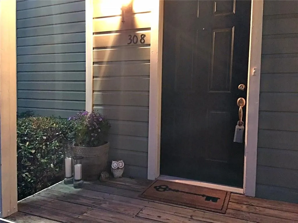 308 Natchez Trace Unit 308, Atlanta, Georgia 30350, 2 Bedrooms Bedrooms, ,1 BathroomBathrooms,Residential,Sold,308 Natchez Trace Unit 308,5658328 308 Natchez Trace Unit 308, Atlanta, Georgia 30350, 2 Bedrooms Bedrooms, ,1 BathroomBathrooms,Residential,Sold,308 Natchez Trace Unit 308,5658328