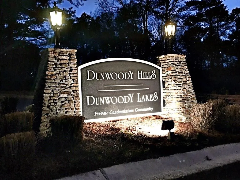 308 Natchez Trace Unit 308, Atlanta, Georgia 30350, 2 Bedrooms Bedrooms, ,1 BathroomBathrooms,Residential,Sold,308 Natchez Trace Unit 308,5658328 308 Natchez Trace Unit 308, Atlanta, Georgia 30350, 2 Bedrooms Bedrooms, ,1 BathroomBathrooms,Residential,Sold,308 Natchez Trace Unit 308,5658328