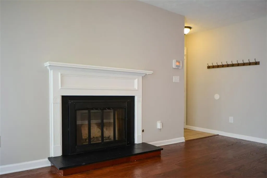 705 Vicksburg Place, Sandy Springs, Georgia 30350, 3 Bedrooms Bedrooms, ,2 BathroomsBathrooms,Residential,Sold,705 Vicksburg Place,6772088