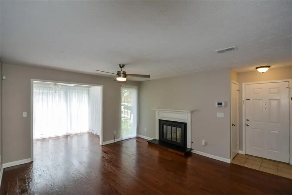 705 Vicksburg Place, Sandy Springs, Georgia 30350, 3 Bedrooms Bedrooms, ,2 BathroomsBathrooms,Residential,Sold,705 Vicksburg Place,6772088