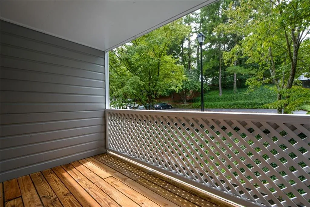 705 Vicksburg Place, Sandy Springs, Georgia 30350, 3 Bedrooms Bedrooms, ,2 BathroomsBathrooms,Residential,Sold,705 Vicksburg Place,6772088