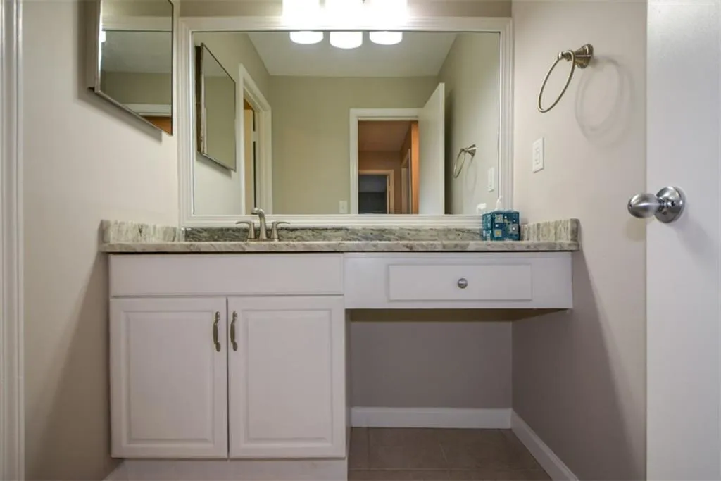 705 Vicksburg Place, Sandy Springs, Georgia 30350, 3 Bedrooms Bedrooms, ,2 BathroomsBathrooms,Residential,Sold,705 Vicksburg Place,6772088