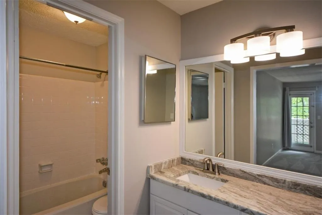 705 Vicksburg Place, Sandy Springs, Georgia 30350, 3 Bedrooms Bedrooms, ,2 BathroomsBathrooms,Residential,Sold,705 Vicksburg Place,6772088