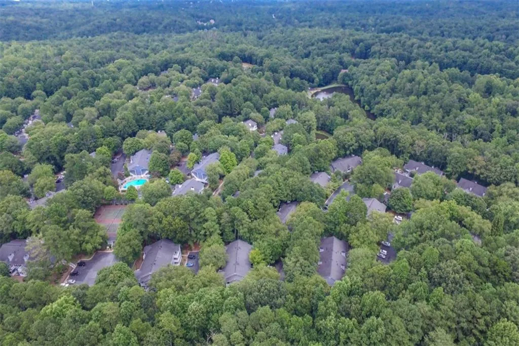 705 Vicksburg Place, Sandy Springs, Georgia 30350, 3 Bedrooms Bedrooms, ,2 BathroomsBathrooms,Residential,Sold,705 Vicksburg Place,6772088