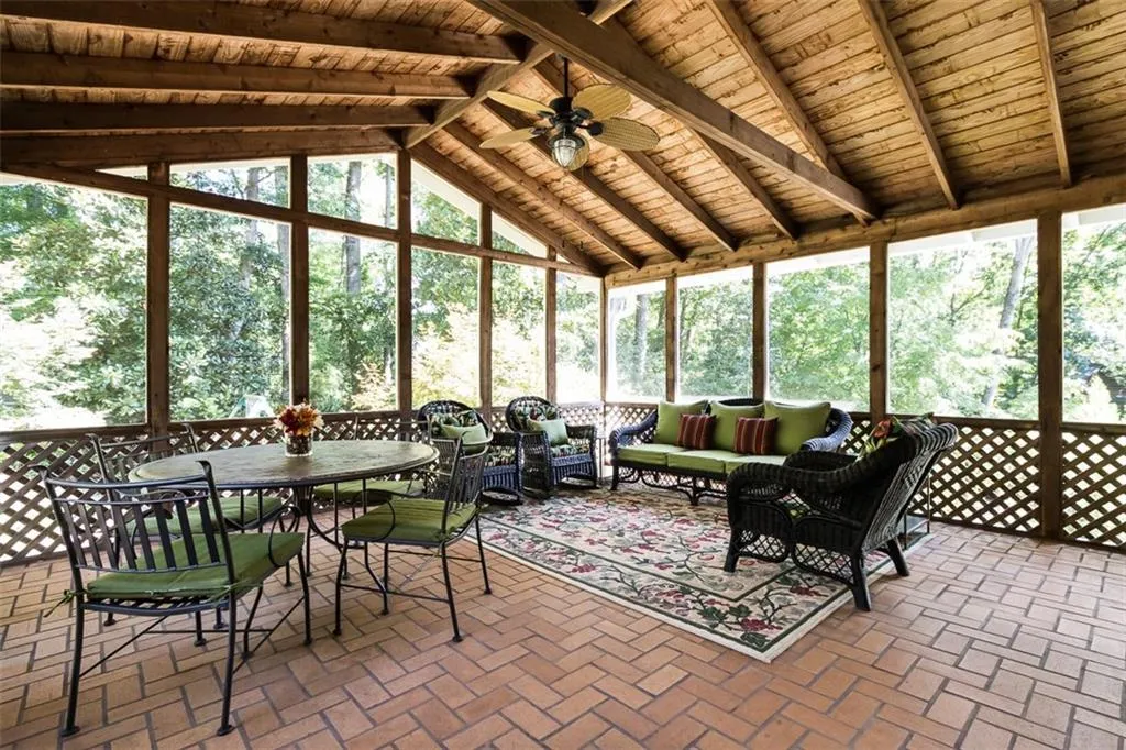 160 Overton Drive, Sandy Springs, Georgia 30342, 4 Bedrooms Bedrooms, ,2 BathroomsBathrooms,Residential,Sold,160 Overton Drive,5747347
