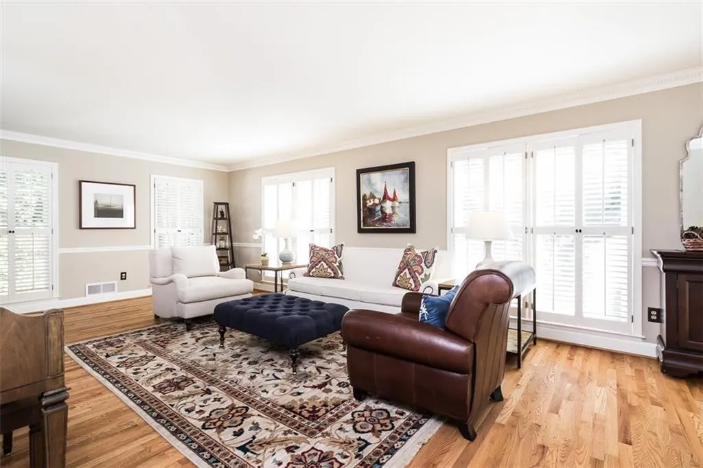 160 Overton Drive, Sandy Springs, Georgia 30342, 4 Bedrooms Bedrooms, ,2 BathroomsBathrooms,Residential,Sold,160 Overton Drive,5747347