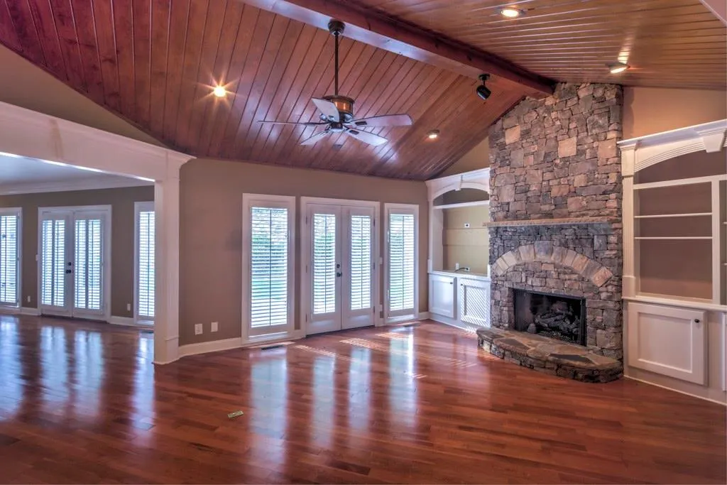 125 Jett Forest Court, Sandy Springs, Georgia 30327, 4 Bedrooms Bedrooms, ,4 BathroomsBathrooms,Residential,Sold,125 Jett Forest Court,5844413