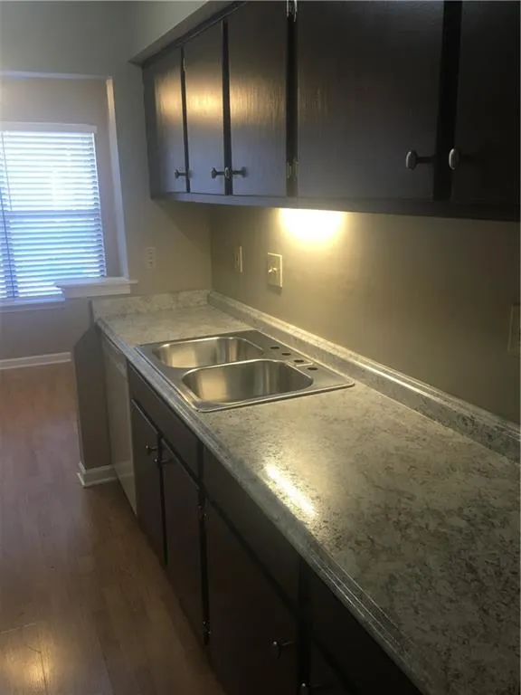 1807 Huntingdon Chase, Sandy Springs, Georgia 30350, 2 Bedrooms Bedrooms, ,2 BathroomsBathrooms,Residential,Sold,1807 Huntingdon Chase,6125022