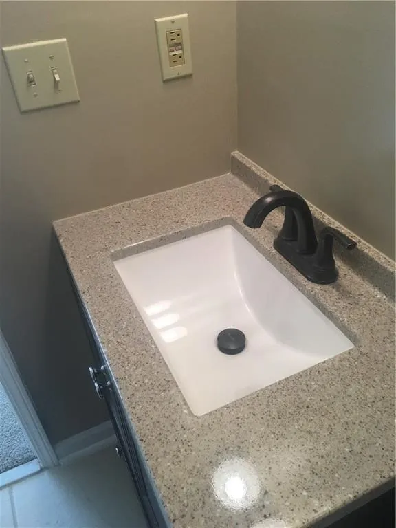 1807 Huntingdon Chase, Sandy Springs, Georgia 30350, 2 Bedrooms Bedrooms, ,2 BathroomsBathrooms,Residential,Sold,1807 Huntingdon Chase,6125022