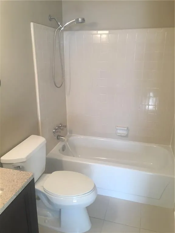 1807 Huntingdon Chase, Sandy Springs, Georgia 30350, 2 Bedrooms Bedrooms, ,2 BathroomsBathrooms,Residential,Sold,1807 Huntingdon Chase,6125022