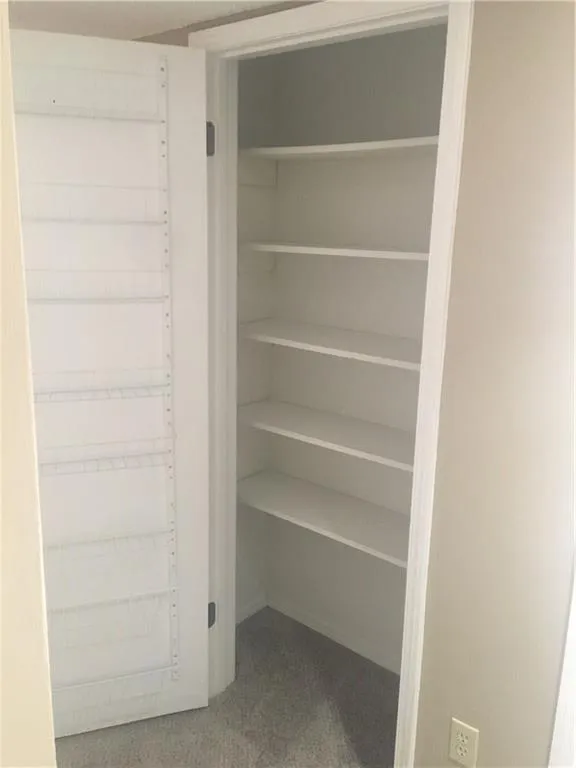 1807 Huntingdon Chase, Sandy Springs, Georgia 30350, 2 Bedrooms Bedrooms, ,2 BathroomsBathrooms,Residential,Sold,1807 Huntingdon Chase,6125022