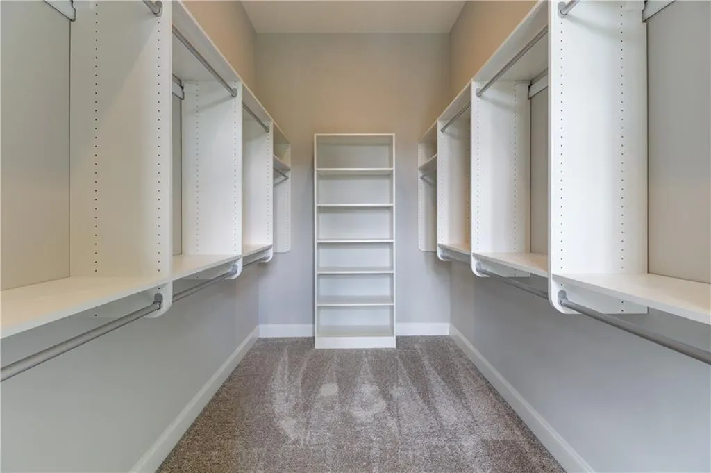 6603 Aria Boulevard Unit 125, Sandy Springs, Georgia 30328, 3 Bedrooms Bedrooms, ,3 BathroomsBathrooms,Residential,Sold,6603 Aria Boulevard Unit 125,6778112