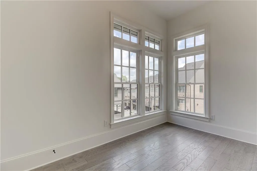 6603 Aria Boulevard Unit 125, Sandy Springs, Georgia 30328, 3 Bedrooms Bedrooms, ,3 BathroomsBathrooms,Residential,Sold,6603 Aria Boulevard Unit 125,6778112