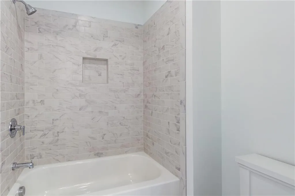 6603 Aria Boulevard Unit 125, Sandy Springs, Georgia 30328, 3 Bedrooms Bedrooms, ,3 BathroomsBathrooms,Residential,Sold,6603 Aria Boulevard Unit 125,6778112