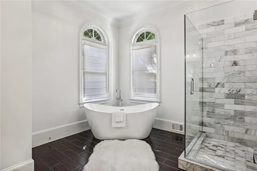 65 Old Stratton Chase, Atlanta, Georgia 30328, 6 Bedrooms Bedrooms, ,5 BathroomsBathrooms,Residential,Sold,65 Old Stratton Chase,7469627