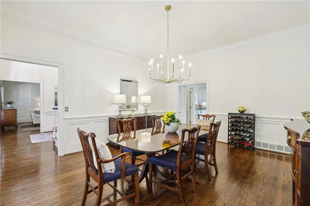 65 Old Stratton Chase, Atlanta, Georgia 30328, 6 Bedrooms Bedrooms, ,5 BathroomsBathrooms,Residential,Sold,65 Old Stratton Chase,7469627