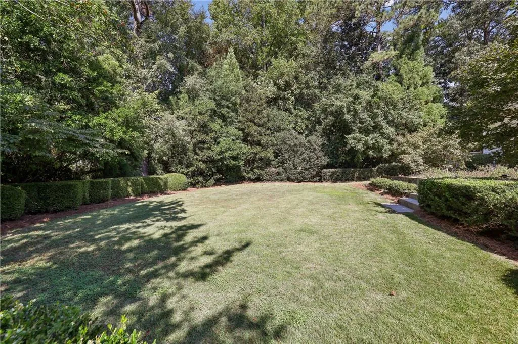 65 Old Stratton Chase, Atlanta, Georgia 30328, 6 Bedrooms Bedrooms, ,5 BathroomsBathrooms,Residential,Sold,65 Old Stratton Chase,7469627