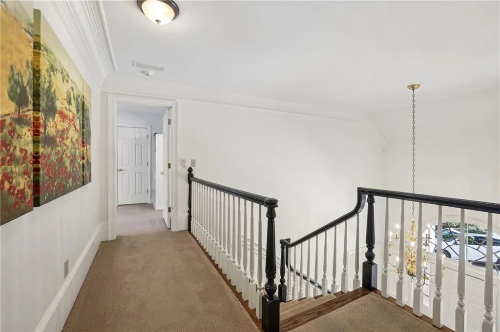 65 Old Stratton Chase, Atlanta, Georgia 30328, 6 Bedrooms Bedrooms, ,5 BathroomsBathrooms,Residential,Sold,65 Old Stratton Chase,7469627