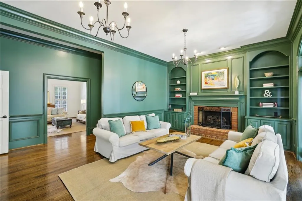 65 Old Stratton Chase, Atlanta, Georgia 30328, 6 Bedrooms Bedrooms, ,5 BathroomsBathrooms,Residential,Sold,65 Old Stratton Chase,7469627
