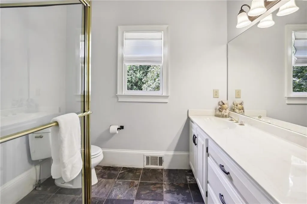 65 Old Stratton Chase, Atlanta, Georgia 30328, 6 Bedrooms Bedrooms, ,5 BathroomsBathrooms,Residential,Sold,65 Old Stratton Chase,7469627
