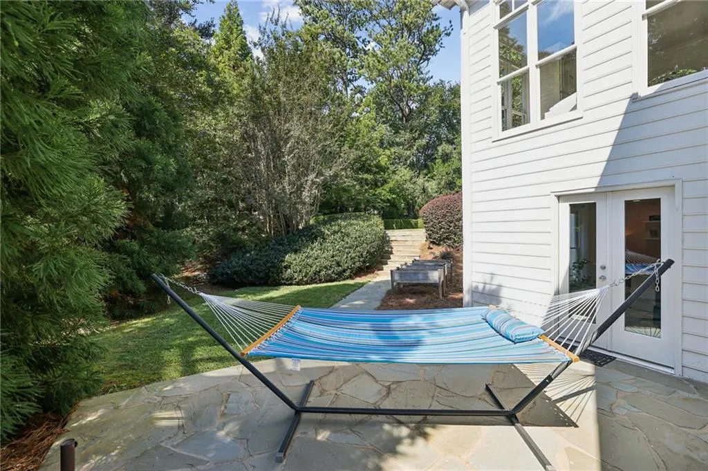 65 Old Stratton Chase, Atlanta, Georgia 30328, 6 Bedrooms Bedrooms, ,5 BathroomsBathrooms,Residential,Sold,65 Old Stratton Chase,7469627