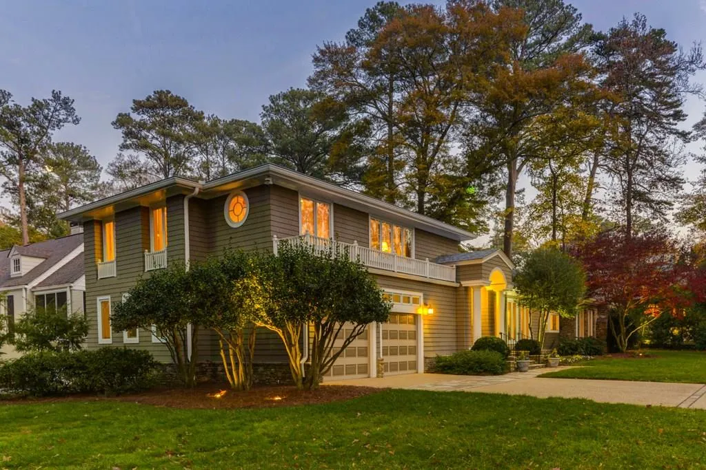 647 E Paces Ferry Road Ne, Atlanta, Georgia 30305, 3 Bedrooms Bedrooms, ,3 BathroomsBathrooms,Residential,Sold,647 E Paces Ferry Road Ne,5958327