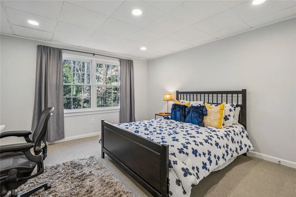 4575 Jett Road, Atlanta, Georgia 30327, 5 Bedrooms Bedrooms, ,5 BathroomsBathrooms,Residential,For Sale,4575 Jett Road,7707397