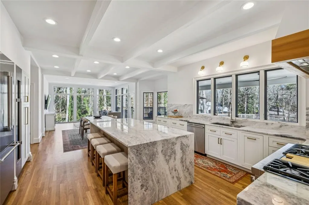 4575 Jett Road, Atlanta, Georgia 30327, 5 Bedrooms Bedrooms, ,5 BathroomsBathrooms,Residential,For Sale,4575 Jett Road,7707397