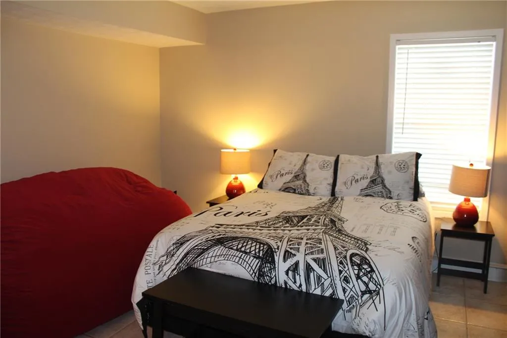 601 Natchez Trace, Sandy Springs, Georgia 30350, 2 Bedrooms Bedrooms, ,2 BathroomsBathrooms,Residential,Sold,601 Natchez Trace,5693082
