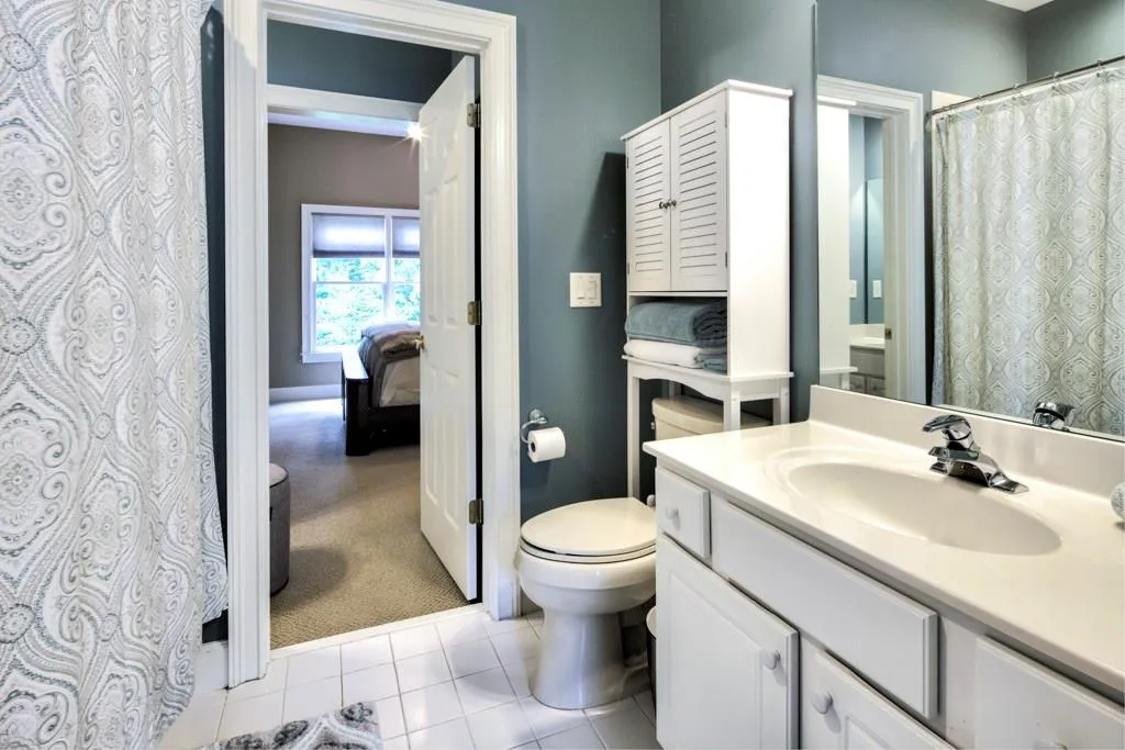 145 Trowbridge Road, Sandy Springs, Georgia 30350, 5 Bedrooms Bedrooms, ,4 BathroomsBathrooms,Residential,Sold,145 Trowbridge Road,5885418