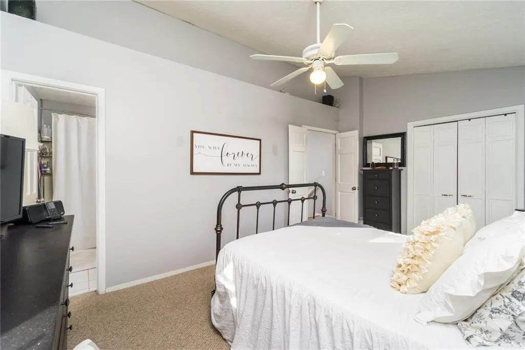 609 Wedgewood Way, Sandy Springs, Georgia 30350, 2 Bedrooms Bedrooms, ,2 BathroomsBathrooms,Residential,Sold,609 Wedgewood Way,6837090