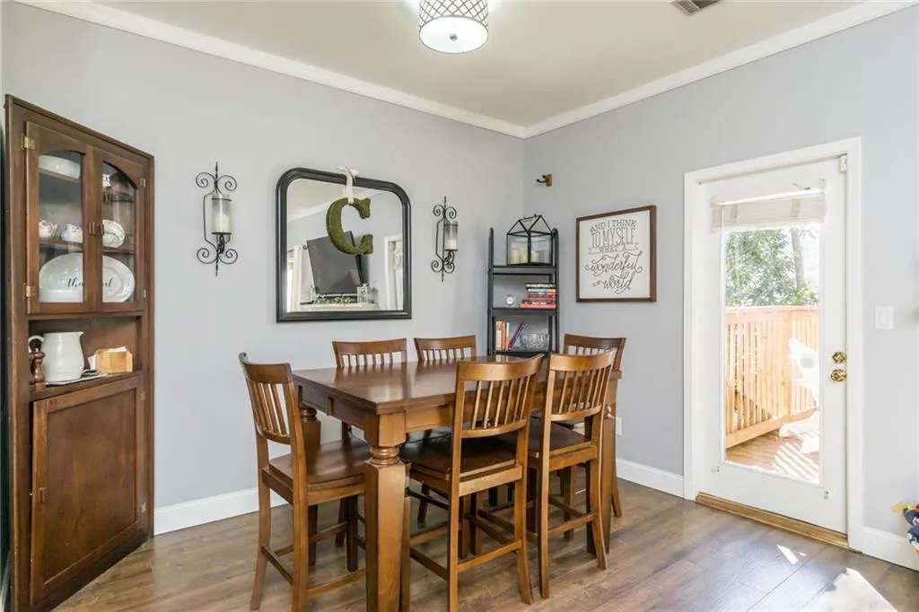 609 Wedgewood Way, Sandy Springs, Georgia 30350, 2 Bedrooms Bedrooms, ,2 BathroomsBathrooms,Residential,Sold,609 Wedgewood Way,6837090