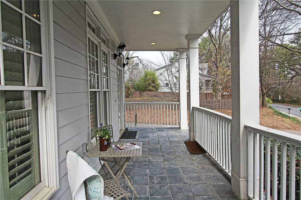 1764 Defoor Avenue Nw, Atlanta, Georgia 30318, 3 Bedrooms Bedrooms, ,2 BathroomsBathrooms,Residential,Sold,1764 Defoor Avenue Nw,5817811